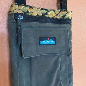 Retro Kavu Cross-Body Bag
